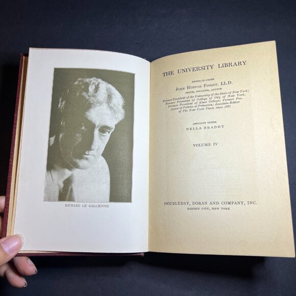 Vintage 1936 The University Library Volume IV Hardcover Book John Huston Finley - Picture 6 of 9